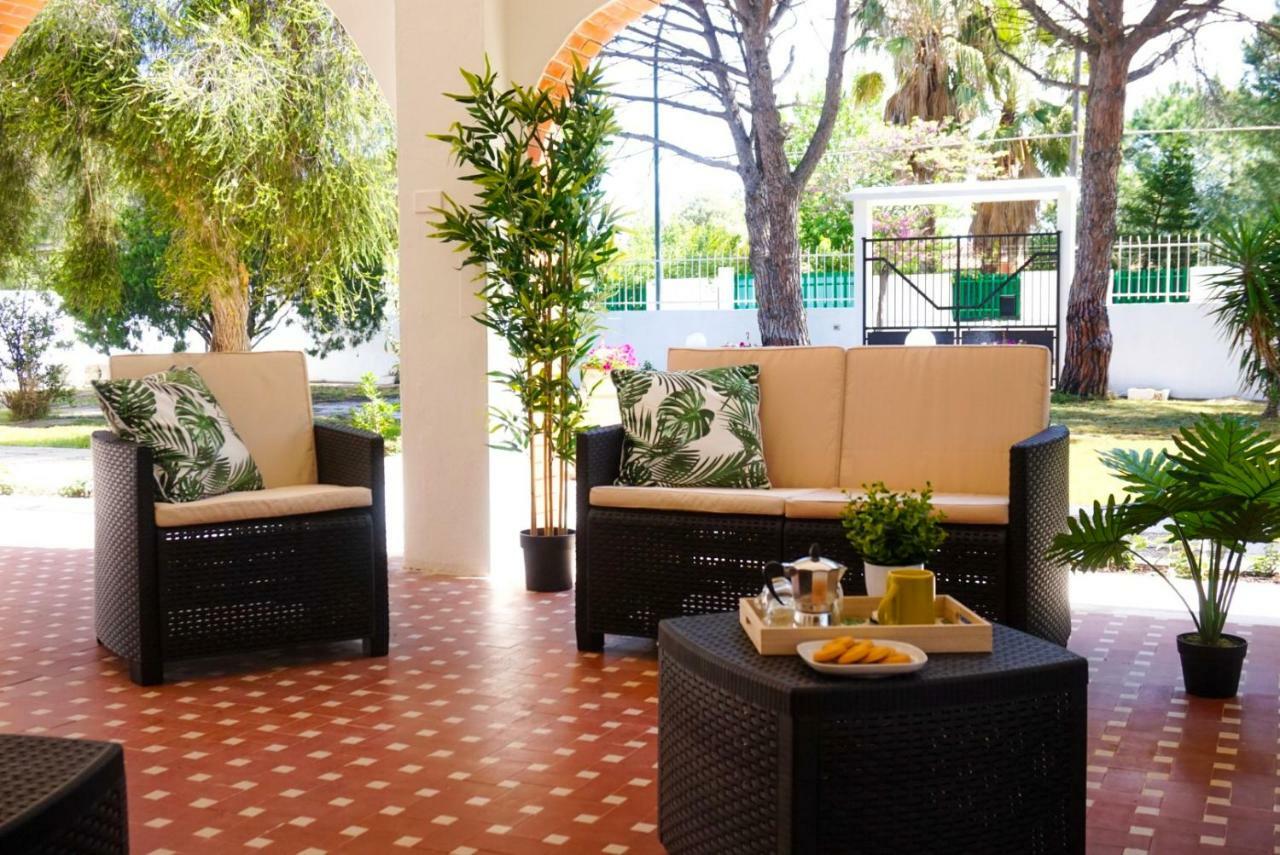 Villa Aurelia -Seafront Apartment With Patio Flumini di Quartu Exterior foto